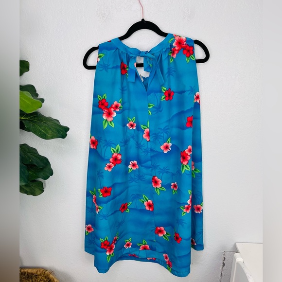 Hawaiian Tropical Halter Mini Loose Fit Dress - Picture 2 of 5